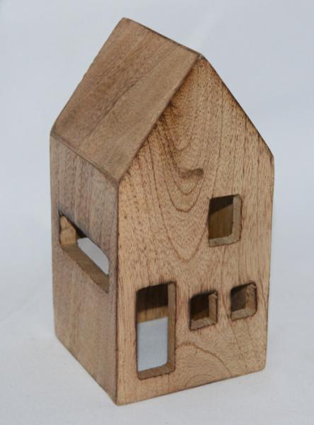 Haus aus Mangoholz. 16 cm hoch. Haus aus Mangoholz. 16 cm hoch.
